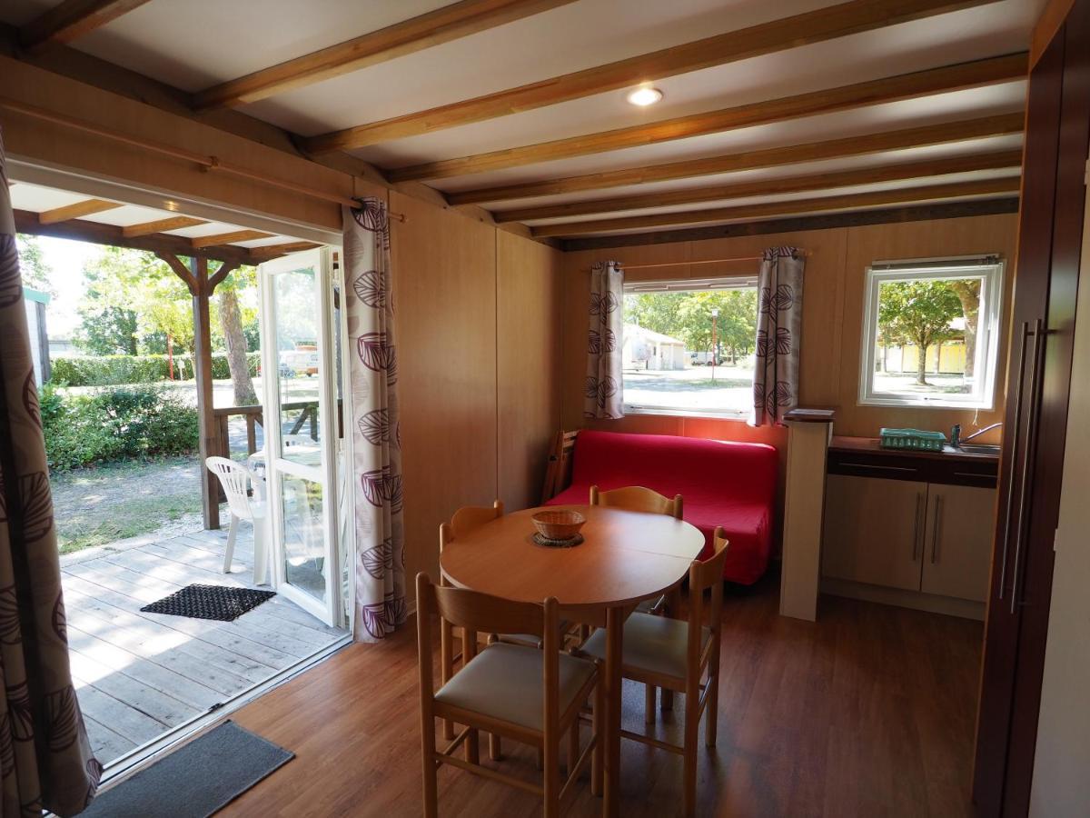 Camping Le Sorlut Cozes Exterior foto